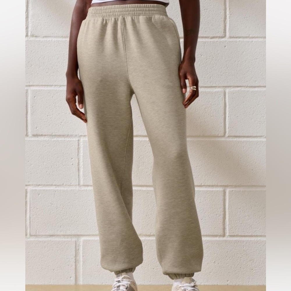 Abercrombie & Fitch YPB neoKNIT Maroon Jogger Pants Size Small